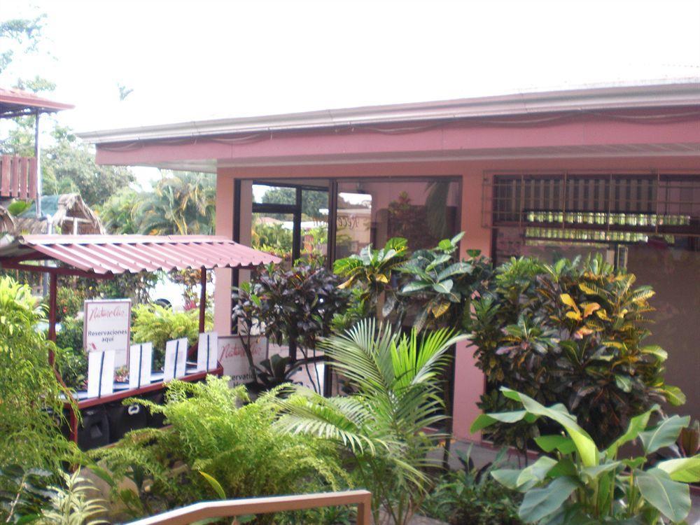 Hotel La Choza Inn La Fortuna Exterior photo